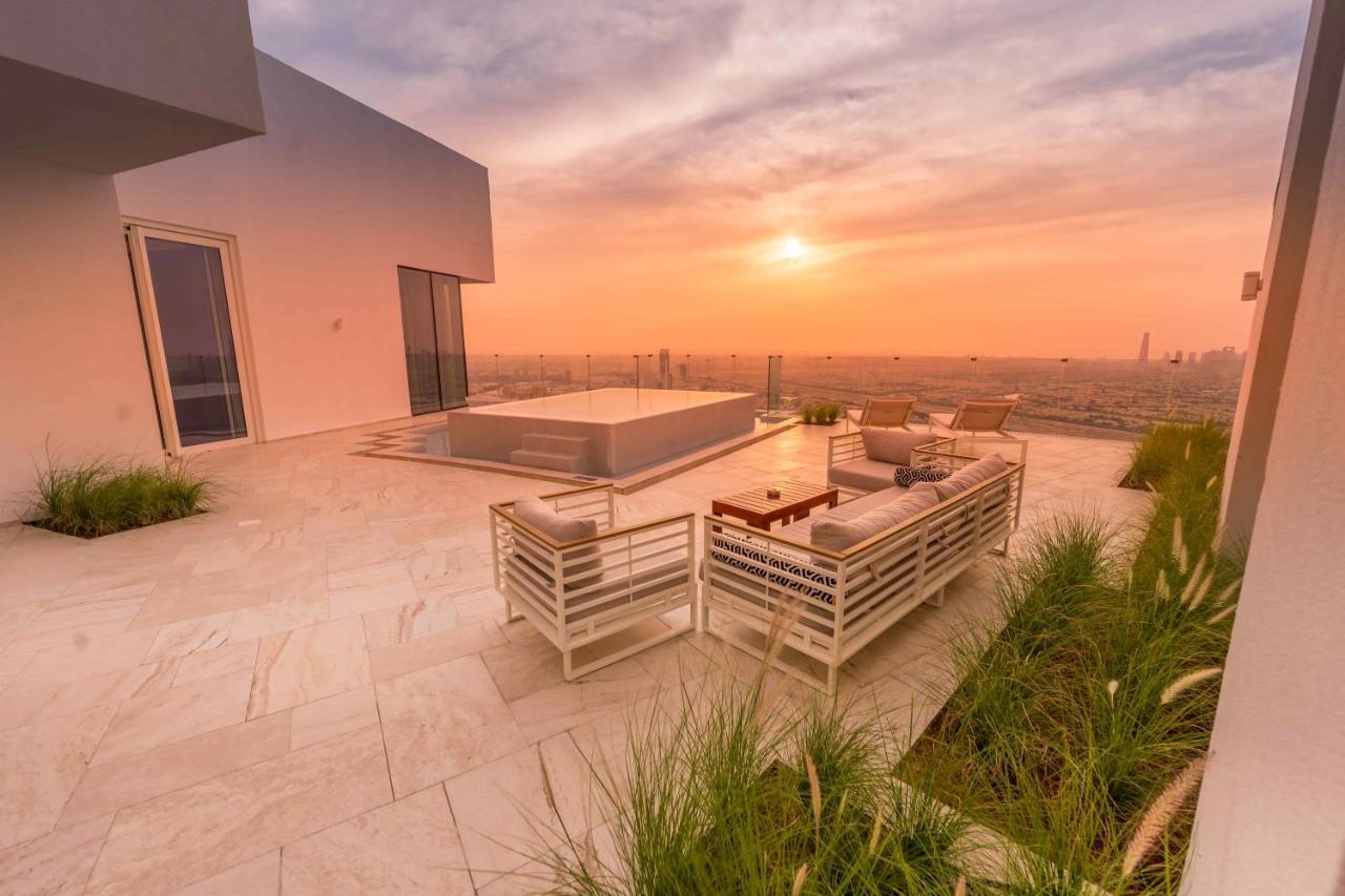 Five Jumeirah Village Dubai Exterior foto