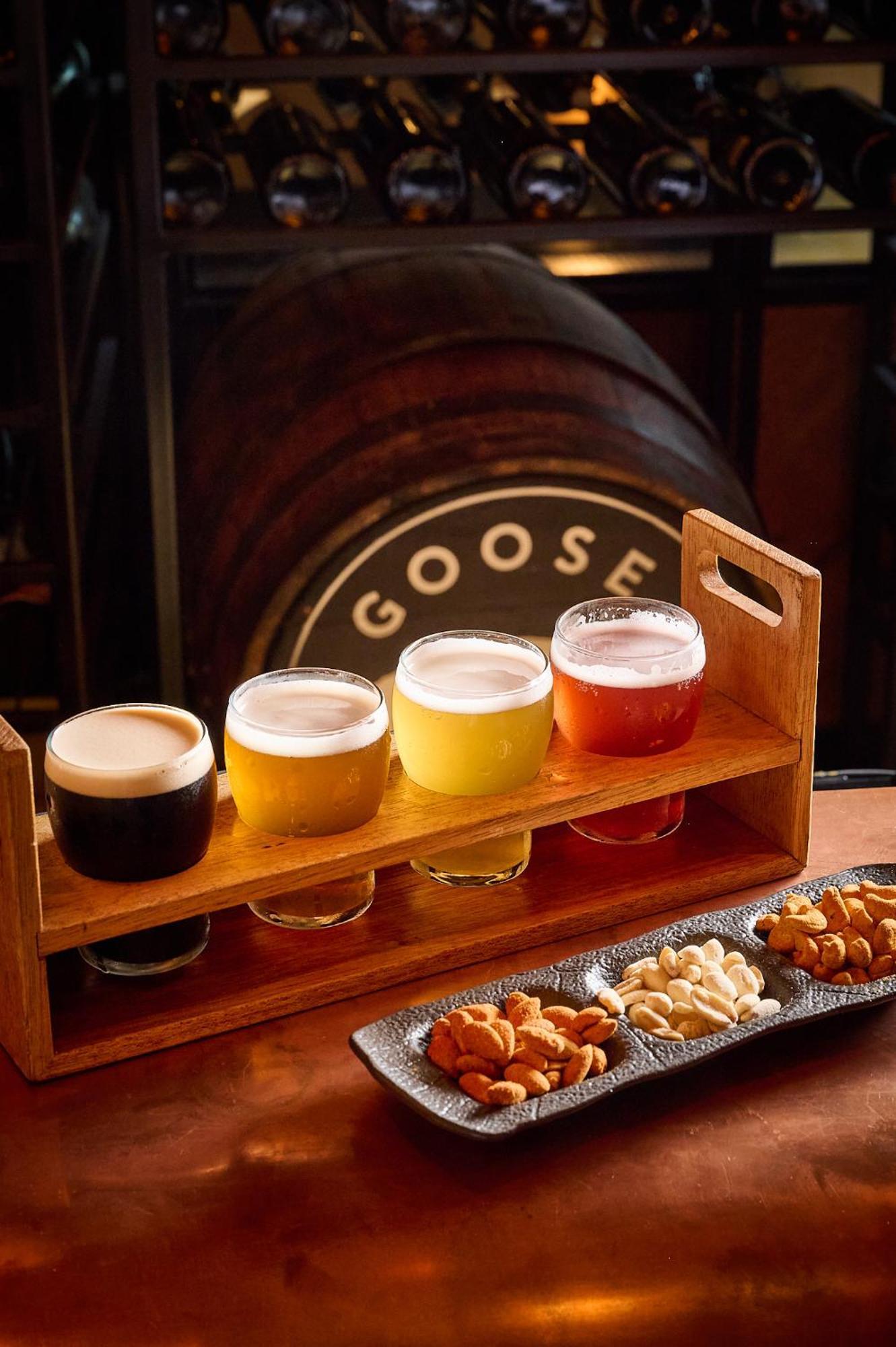 Five Jumeirah Village Dubai Exterior foto Goose Island beer